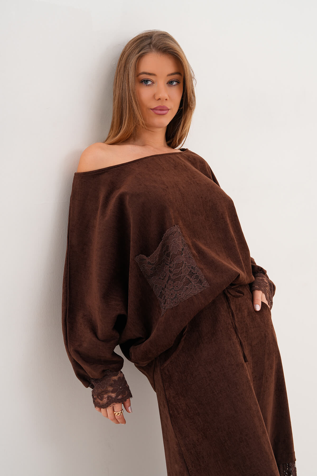 Dantel Detaylı Bluz MDG-25-D-90 Kahverengi - MDG