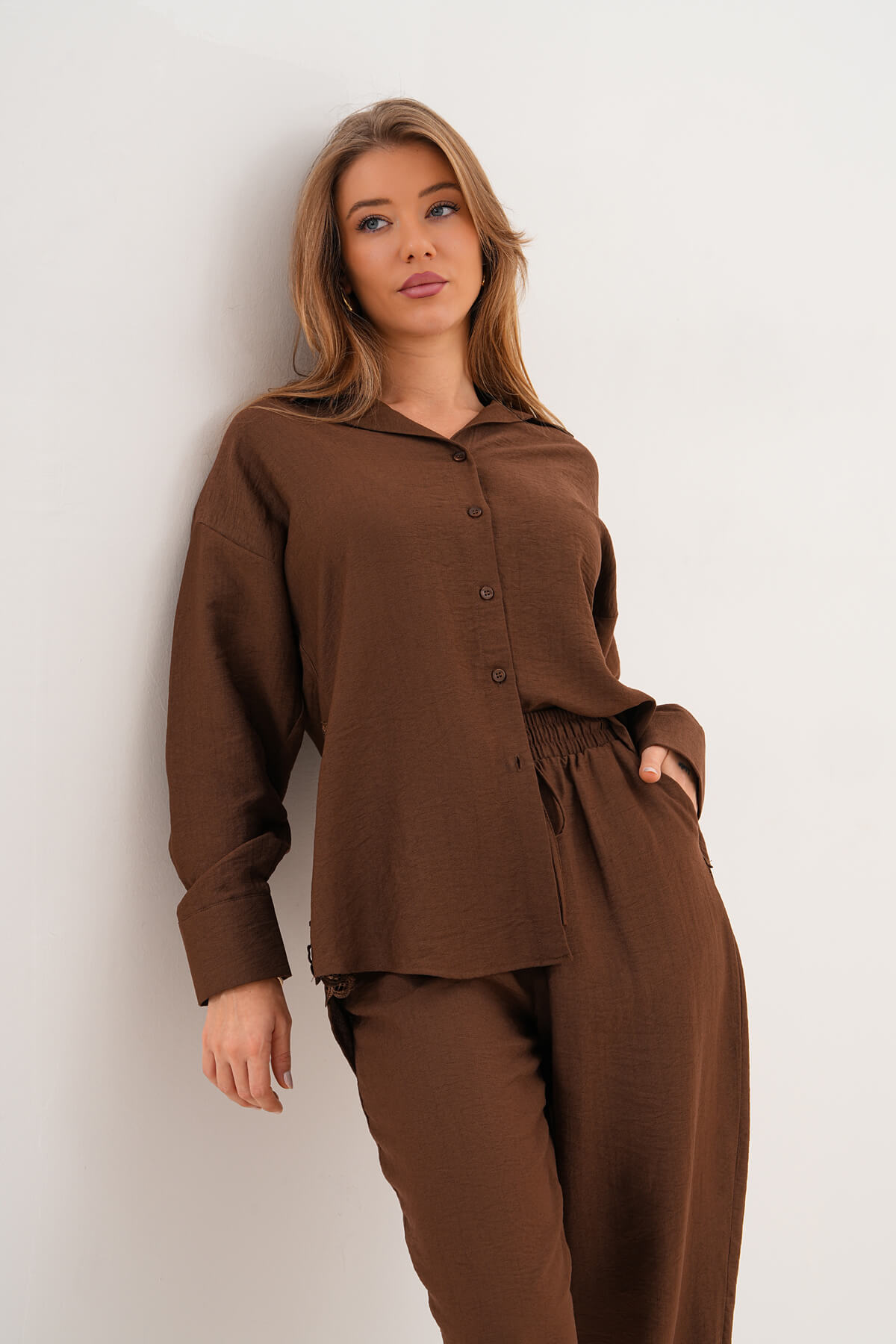 Dantel Paça Detaylı Pantolon MDG-25-D-77-P Kahverengi - 1