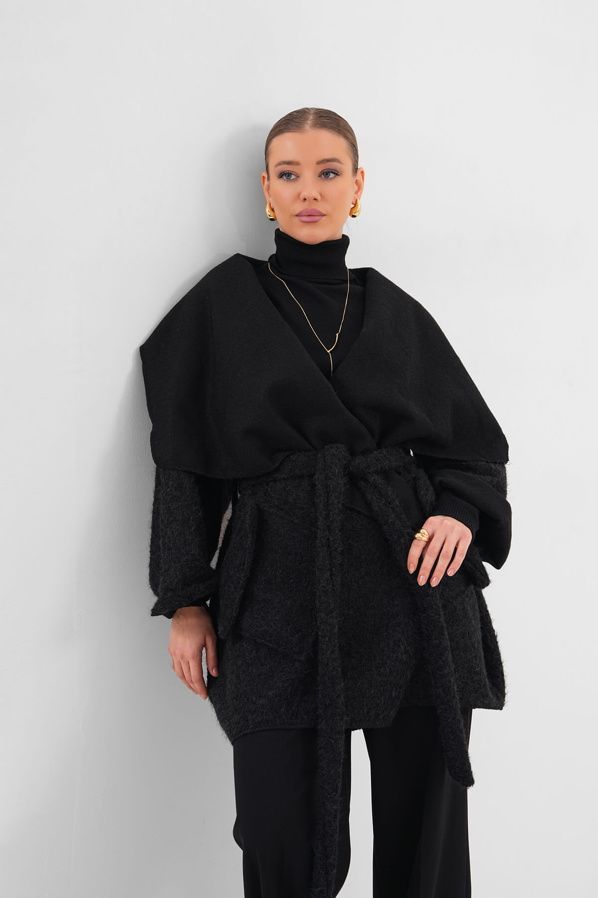 Geniş Yaka Kuşaklı Kaşe Hırka MDG-25-D-107 Siyah 