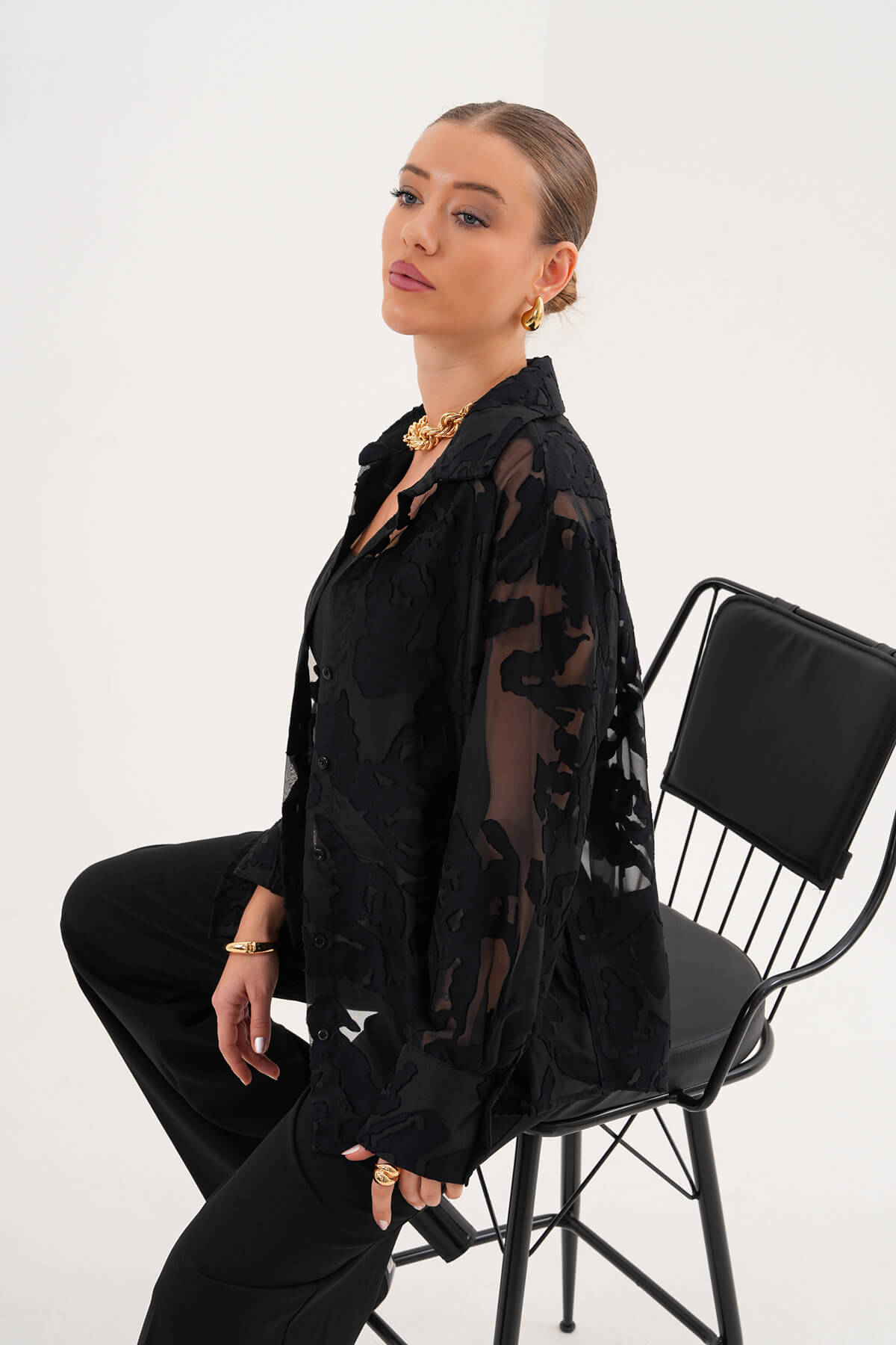 Kırışık Dokulu Transparan Puantiyeli Gömlek MDG-25-06 Siyah - MDG