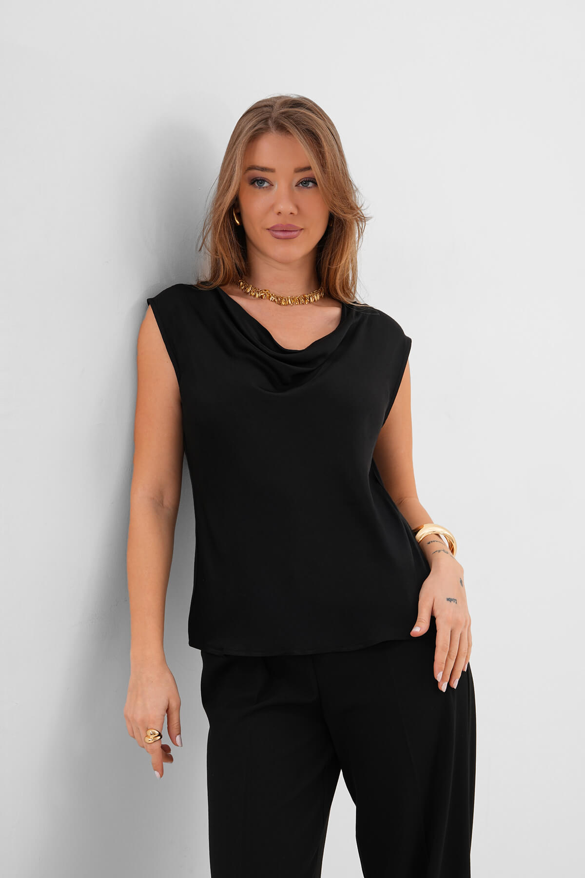 Saten Drapeli Kolsuz Gömlek MDG-25-D-102 Siyah - 1