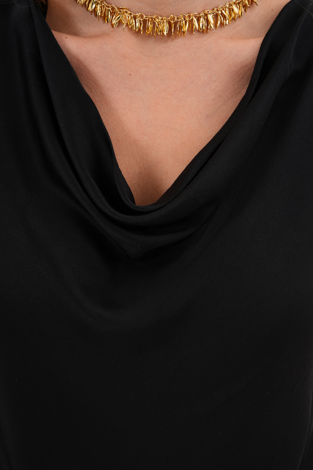 Saten Drapeli Kolsuz Gömlek MDG-25-D-102 Siyah - 3