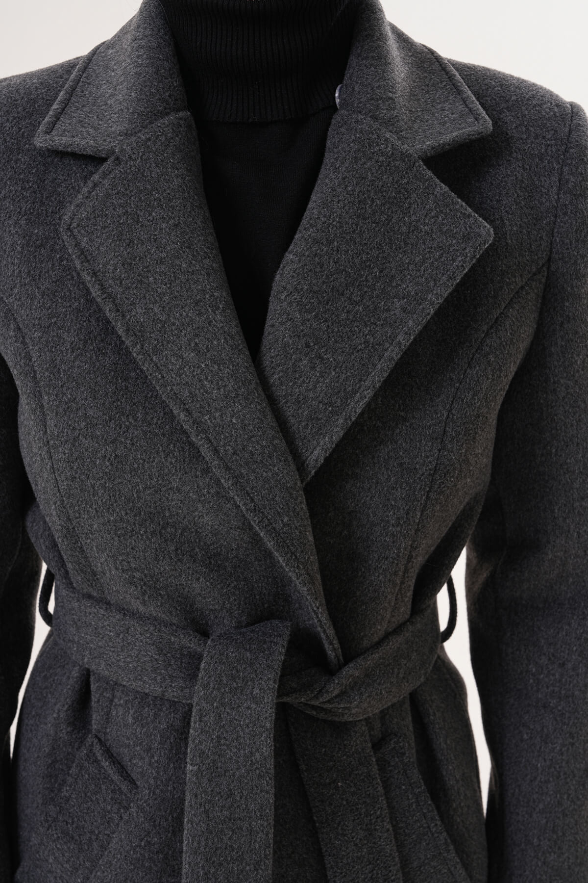 Yaka Kürklü Kuşaklı Uzun Kaban MDG-ALTY-5161 Antrasit - 3