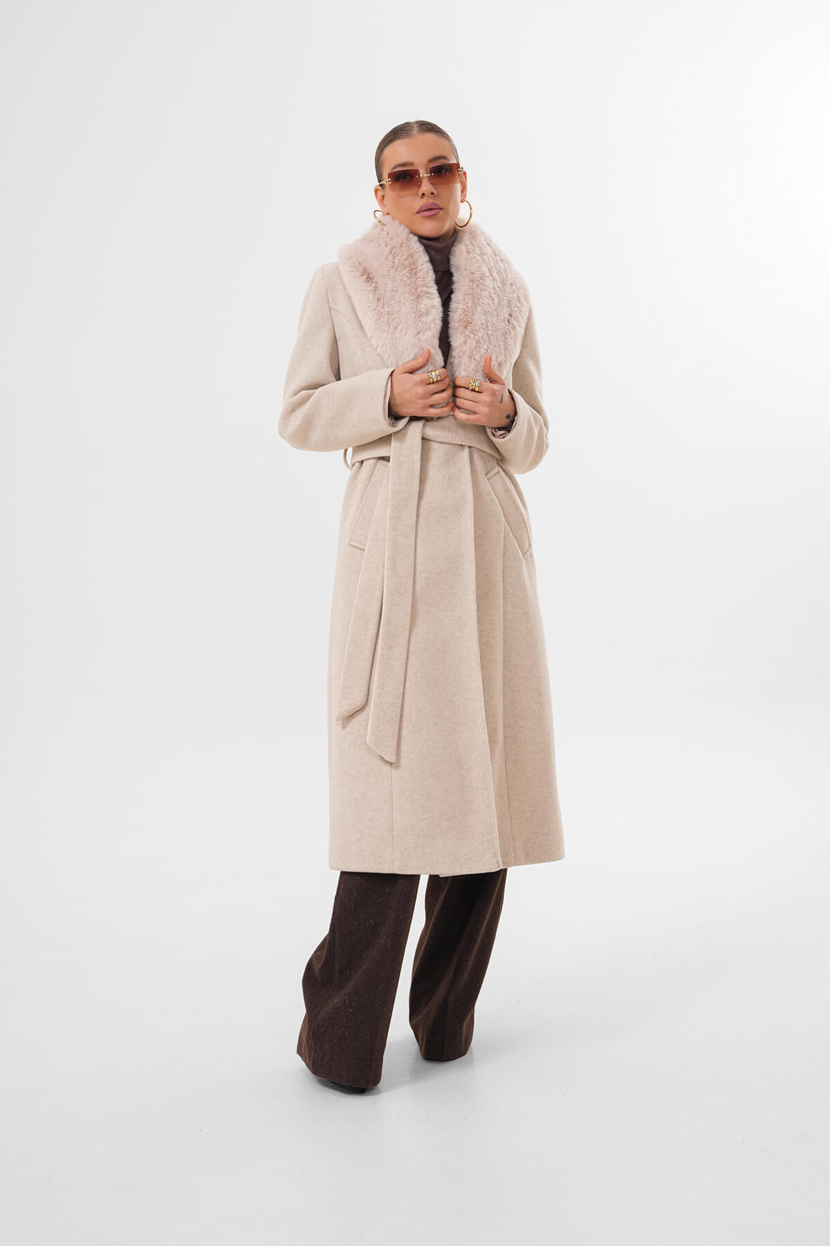 Yaka Kürklü Kuşaklı Uzun Kaban MDG-ALTY-5161 Bej - 2